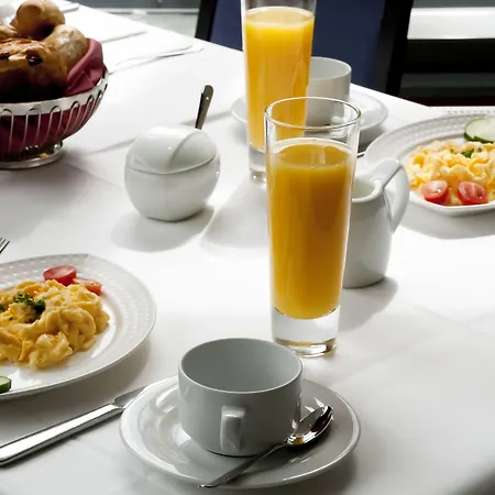 Welcome Center Hotel