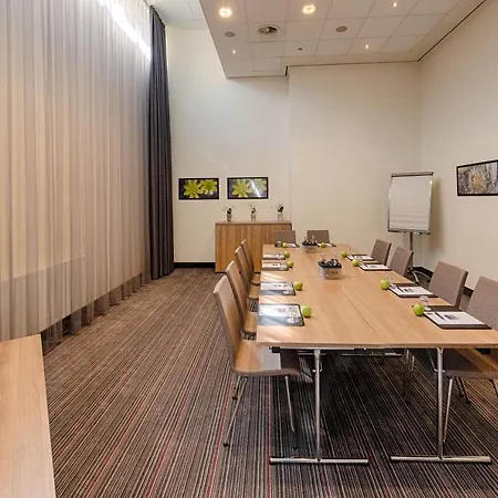 Welcome Center Hotel